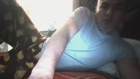 Snapshot of elvecinotravieson chatting on December 18, 2025, 2:45 pm Peter von doom online show from December 18, 2025, 2:45 pm