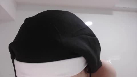 Elviracutie online show from November 25, 2025, 5:02 pm