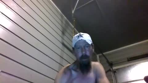 Snapshot of elwooood7 chatting on September 19, 2025, 10:27 am elwooood7 online show from September 19, 2025, 10:27 am