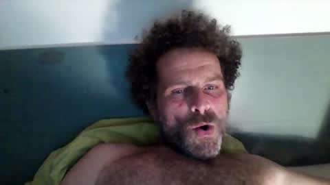 Snapshot of elyjahoye chatting on November 22, 2025, 10:09 pm elyjahoye online show from November 22, 2025, 10:09 pm