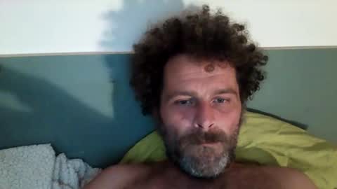 Snapshot of elyjahoye chatting on November 26, 2025, 9:05 pm elyjahoye online show from November 26, 2025, 9:05 pm