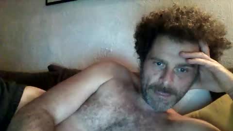 Snapshot of elyjahoye chatting on December 16, 2025, 8:25 pm elyjahoye online show from December 16, 2025, 8:25 pm