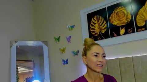 Snapshot of ema_garciaa chatting on September 22, 2025, 1:35 pm ema garcia online show from September 22, 2025, 1:35 pm