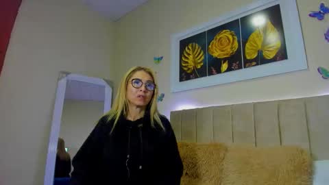 Snapshot of ema_garciaa chatting on September 26, 2025, 11:03 am ema garcia online show from September 26, 2025, 11:03 am