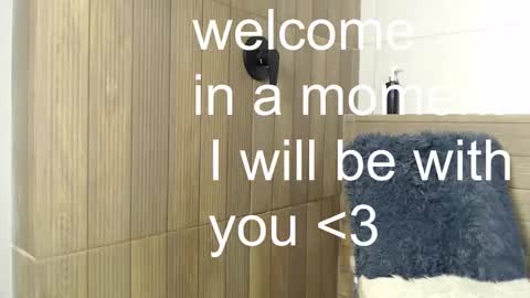 Ema  online show from October 29, 2025, 8:10 pm