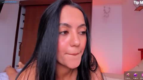 Snapshot of ema_rose69 chatting on September 18, 2025, 3:03 pm online show from September 18, 2025, 3:03 pm