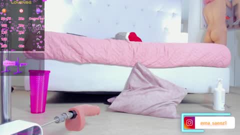 Snapshot of ema_saenz_ chatting on December 29, 2024, 10:23 am Sofia online show from December 29, 2024, 10:23 am