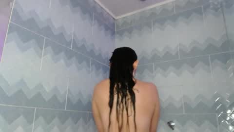 emapalacios online show from September 9, 2025, 2:38 pm