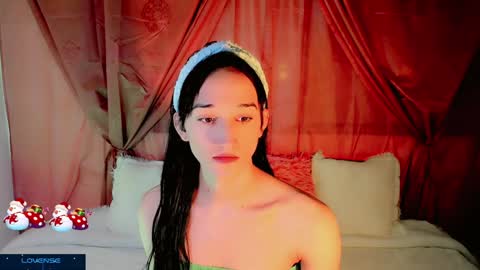 Emely Rous online show from December 28, 2024, 8:16 am