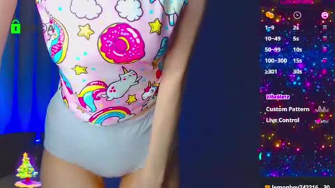 Emely online show from February 7, 2025, 4:27 am