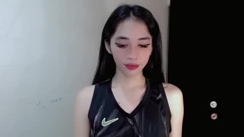 Snapshot of emelyn_fuckdoll chatting on December 17, 2024, 7:59 pm Scarlett online show from December 17, 2024, 7:59 pm