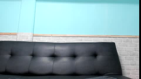 Snapshot of emiily_smile chatting on January 15, 2025, 11:21 am Emily online show from January 15, 2025, 11:21 am