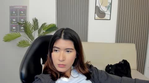    online show from October 14, 2025, 12:17 pm