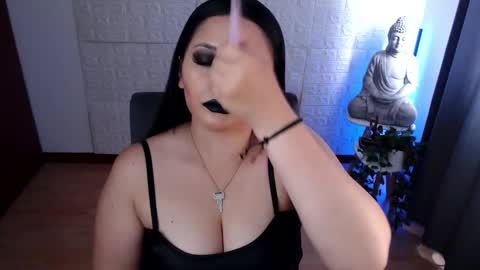 POWERFULL GODDESS EMILI online show from December 28, 2024, 5:14 pm