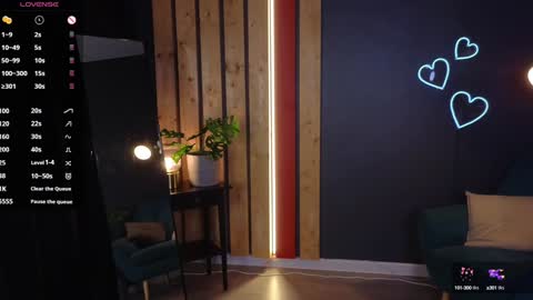 emilia_dream online show from December 10, 2024, 3:12 pm