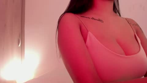 Emilia Big Boobs online show from December 1, 2024, 7:36 pm
