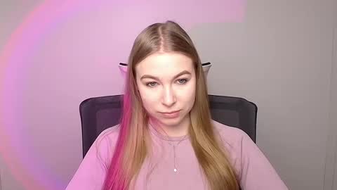 Emilia online show from February 8, 2025, 6:12 am