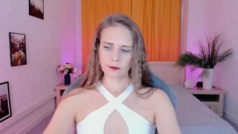 Snapshot of emiliabedy chatting on October 7, 2025, 9:06 am Emilia Bedy online show from October 7, 2025, 9:06 am