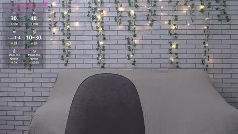 Snapshot of emiliaduchess chatting on February 27, 2025, 12:45 pm Amili online show from February 27, 2025, 12:45 pm