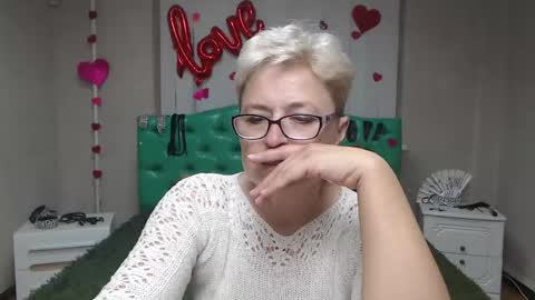 Snapshot of emiliagree chatting on September 26, 2025, 6:45 pm EmiliaGree online show from September 26, 2025, 6:45 pm