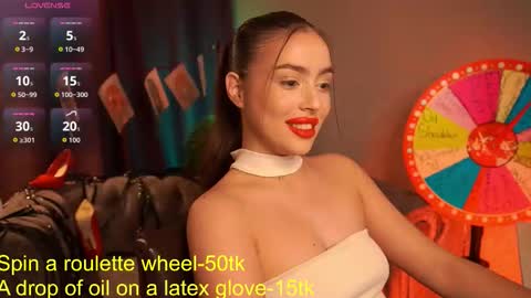 Snapshot of emiliyaroude chatting on September 21, 2025, 12:29 pm  Emiliya  online show from September 21, 2025, 12:29 pm