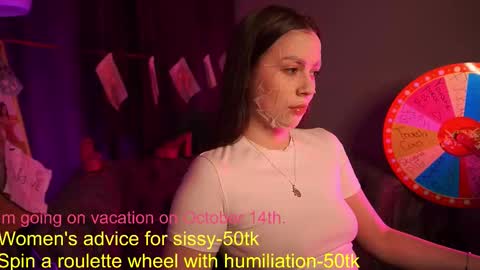 Snapshot of emiliyaroude chatting on October 11, 2025, 1:09 pm  Emiliya  online show from October 11, 2025, 1:09 pm