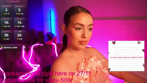 Snapshot of emiliyaroude chatting on November 20, 2025, 1:11 pm Emiliya online show from November 20, 2025, 1:11 pm