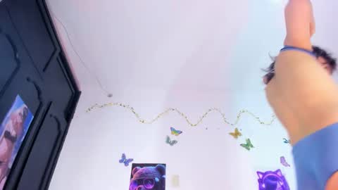 Snapshot of emilly_coper18 chatting on February 8, 2025, 1:11 pm emily online show from February 8, 2025, 1:11 pm