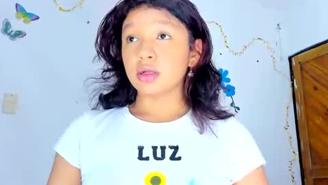 Snapshot of emilly_coper18 chatting on February 13, 2025, 5:33 pm emily online show from February 13, 2025, 5:33 pm