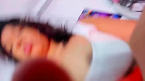 Snapshot of emilly_coper18 chatting on February 28, 2025, 8:39 pm emily online show from February 28, 2025, 8:39 pm