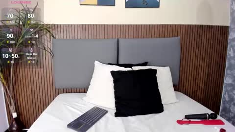 emillyharper_ online show from October 16, 2025, 4:24 am