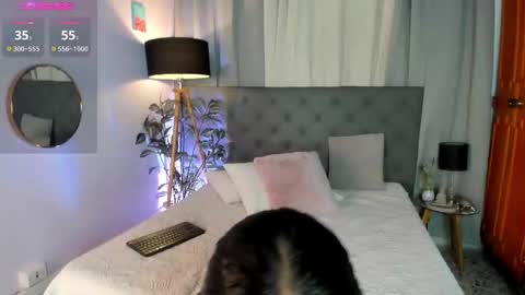 Snapshot of emillykiss1 chatting on October 8, 2025, 12:25 pm Emilly Kiss online show from October 8, 2025, 12:25 pm