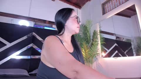 Emily  online show from October 2, 2025, 11:06 am