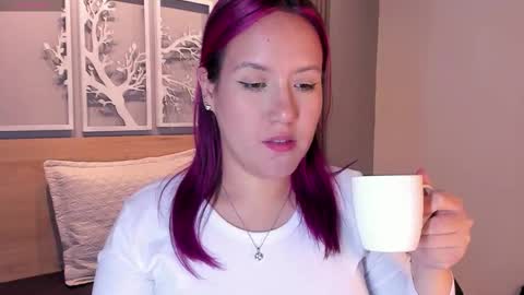 Emily online show from December 2, 2025, 3:34 am