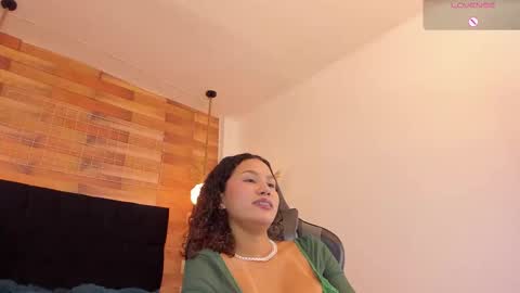 Snapshot of emily_brown04 chatting on November 15, 2025, 1:18 pm emily_brown04 online show from November 15, 2025, 1:18 pm