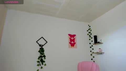 Emily  online show from December 9, 2024, 3:54 pm