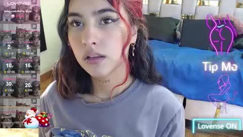 Snapshot of emily_fox_3 chatting on March 11, 2025, 3:02 pm emily fox 3 online show from March 11, 2025, 3:02 pm