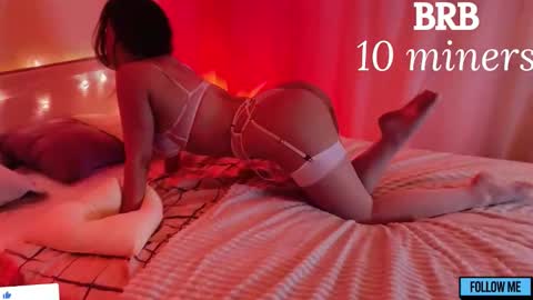 EMILY online show from December 4, 2025, 2:32 am