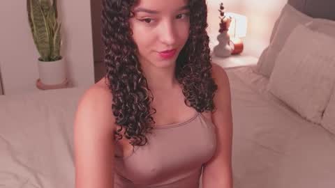 Juliana online show from February 23, 2025, 1:13 am