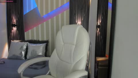 Emily online show from November 30, 2025, 4:55 pm