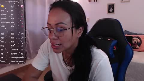 emily leroy. online show from October 28, 2025, 1:47 pm