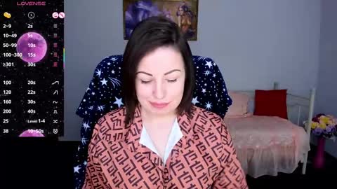 Snapshot of emily_midlton chatting on March 3, 2025, 7:21 am Emily online show from March 3, 2025, 7:21 am