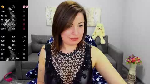 Snapshot of emily_midlton chatting on October 11, 2025, 8:13 am Emily online show from October 11, 2025, 8:13 am