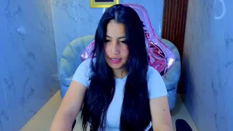 Emily  online show from November 22, 2025, 8:41 pm