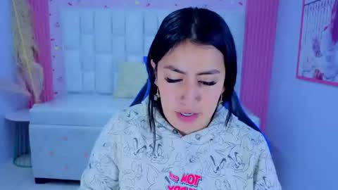 Emily  online show from November 30, 2025, 1:26 pm