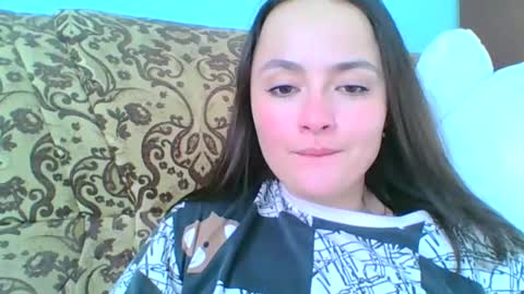 Snapshot of emily_morning_dew chatting on December 30, 2024, 8:32 am emily_morning_dew online show from December 30, 2024, 8:32 am