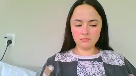 Snapshot of emily_morning_dew chatting on January 25, 2025, 2:47 pm emily_morning_dew online show from January 25, 2025, 2:47 pm