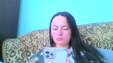 Snapshot of emily_morning_dew chatting on March 8, 2025, 11:27 am emily_morning_dew online show from March 8, 2025, 11:27 am