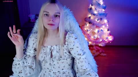 Lia online show from December 22, 2024, 1:45 am