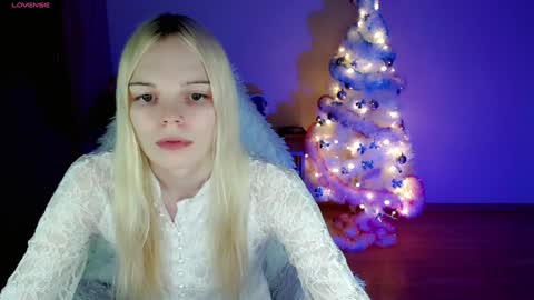 Lia online show from December 26, 2024, 10:20 pm